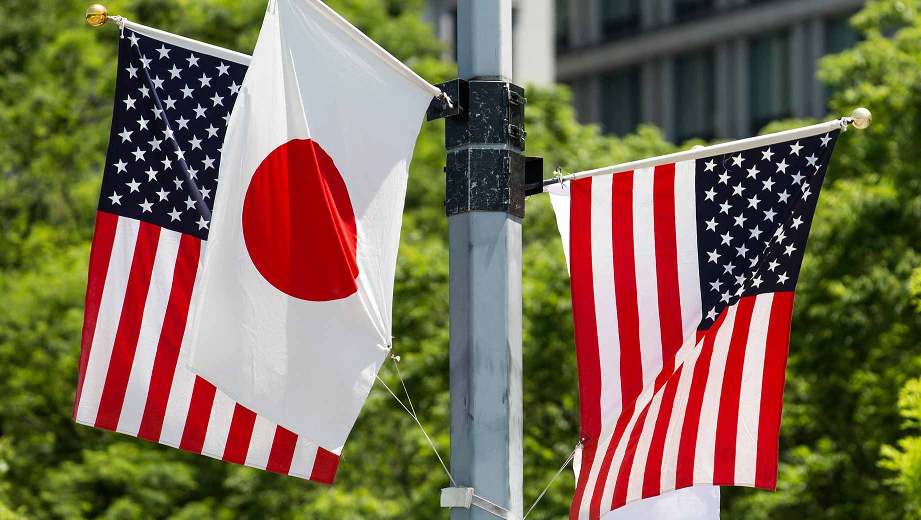 ABD ve Japonya Çin’e karşı yeni askeri anlaşmalar imzaladı