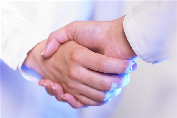 Bakan Göktaş, bakanlık personeliyle bayramlaştı