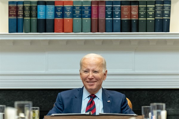 Biden: TSMC’nin yatırımı 25 binden fazla doğrudan inşaat ve imalat işi yaratacak