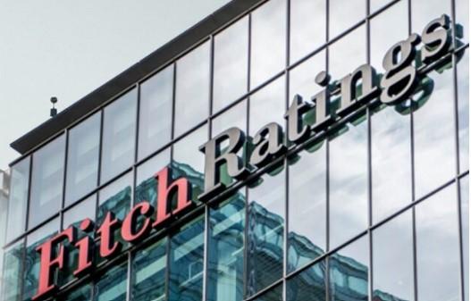Fitch İsrail’in kredi notunu ”negatif” ten çıkardı