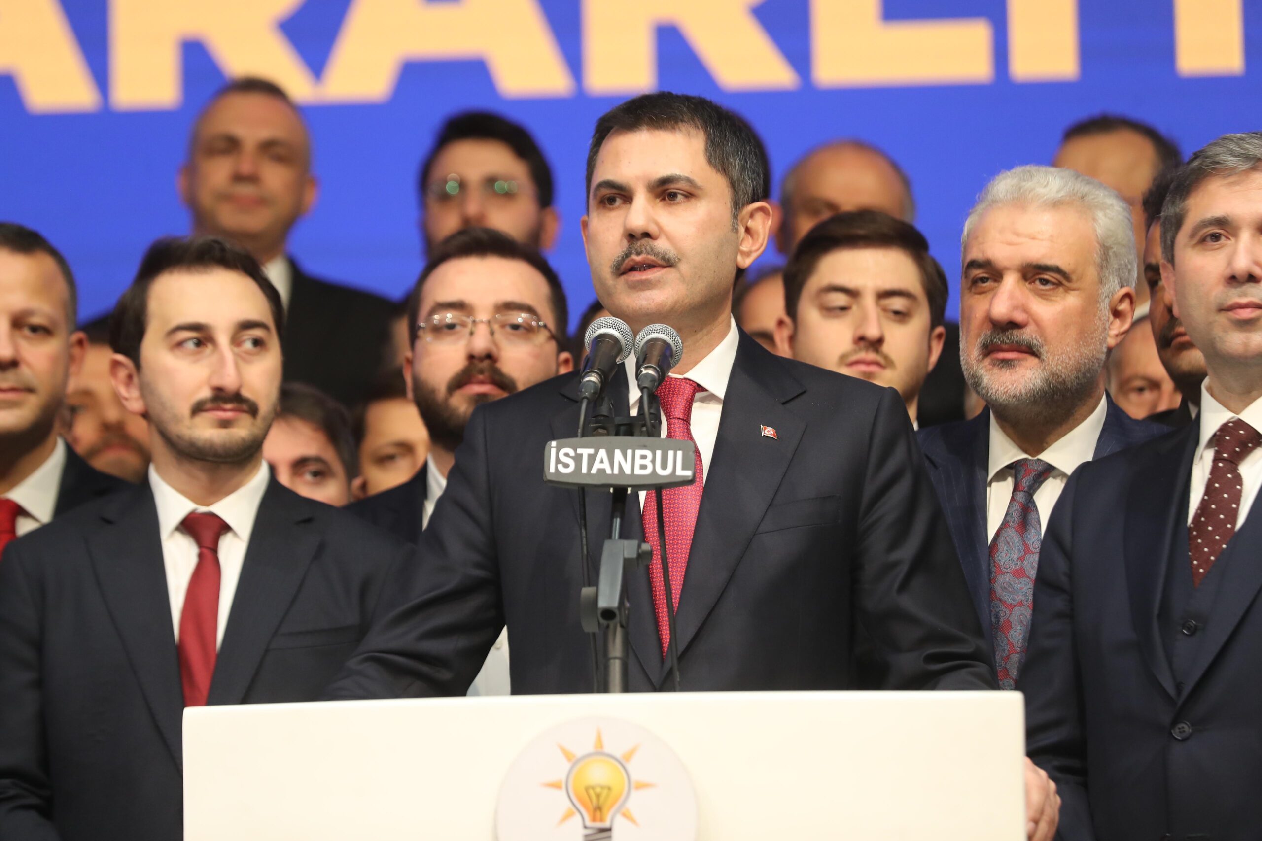 Kurum: Murat kardeşiniz İstanbul için, sizler için çalışmaya devam edecek