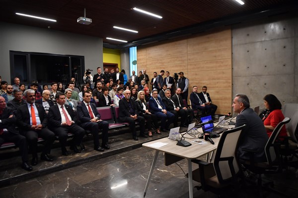 Osman Gazi’yi Anma ve Bursa’nın Fethi Şenlikleri başladı