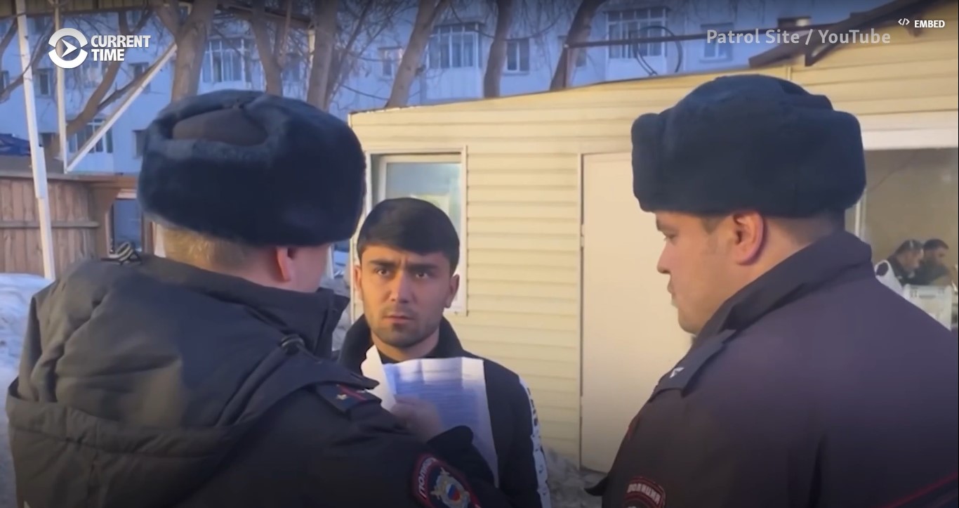 Rusya’da izinsiz ikamet eden yabancılar sınır dışı ediliyor