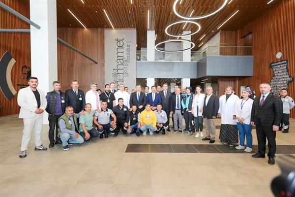 Sağlık Bakanı Koca, Hatay’da