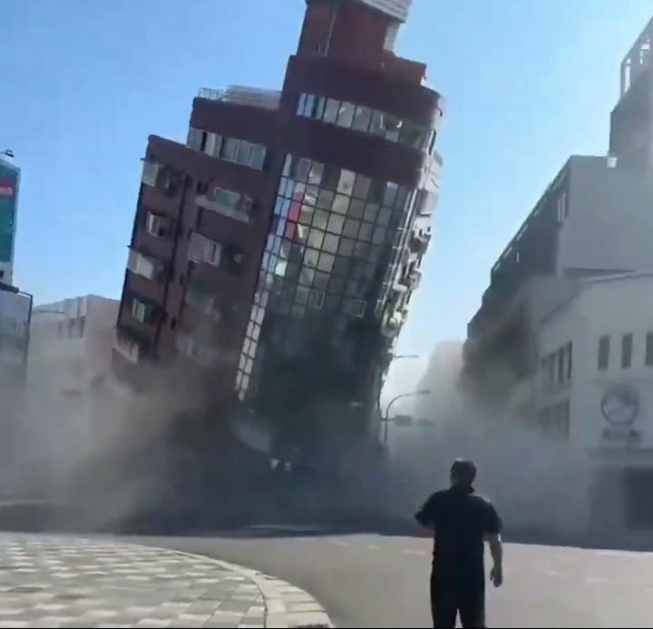 Tayvan’daki depremde birçok kişi hala enkaz altında veya tünellerde mahsur