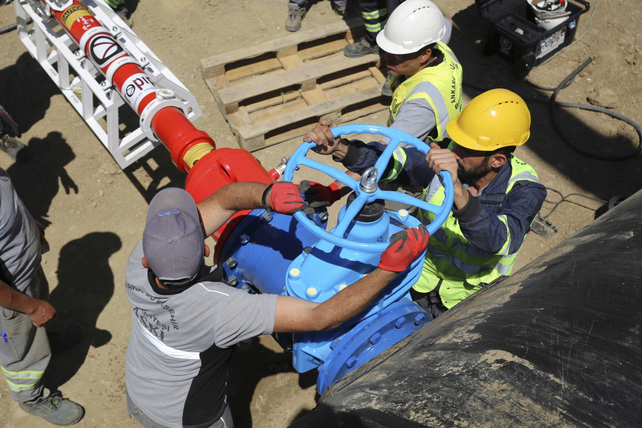 ASKİ’den “Hot Tapping” uygulaması