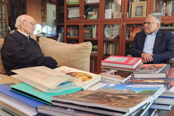 Başkan Büyükkılıç’tan ÇEKÜL Vakfı Başkanı Sözen’e ziyaret