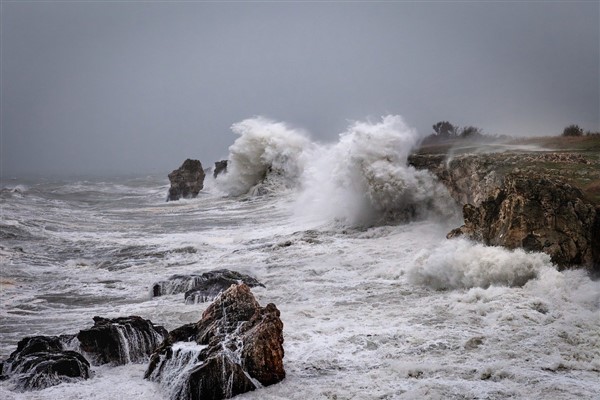 Batı Akdeniz’de fırtına bekleniyor