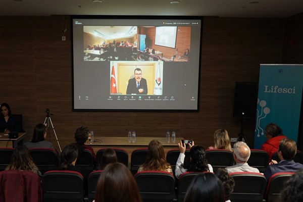 Boğaziçi Lifesci hedefli tedavi teknolojileri üzerine çalışan bilim insanlarını buluşturdu
