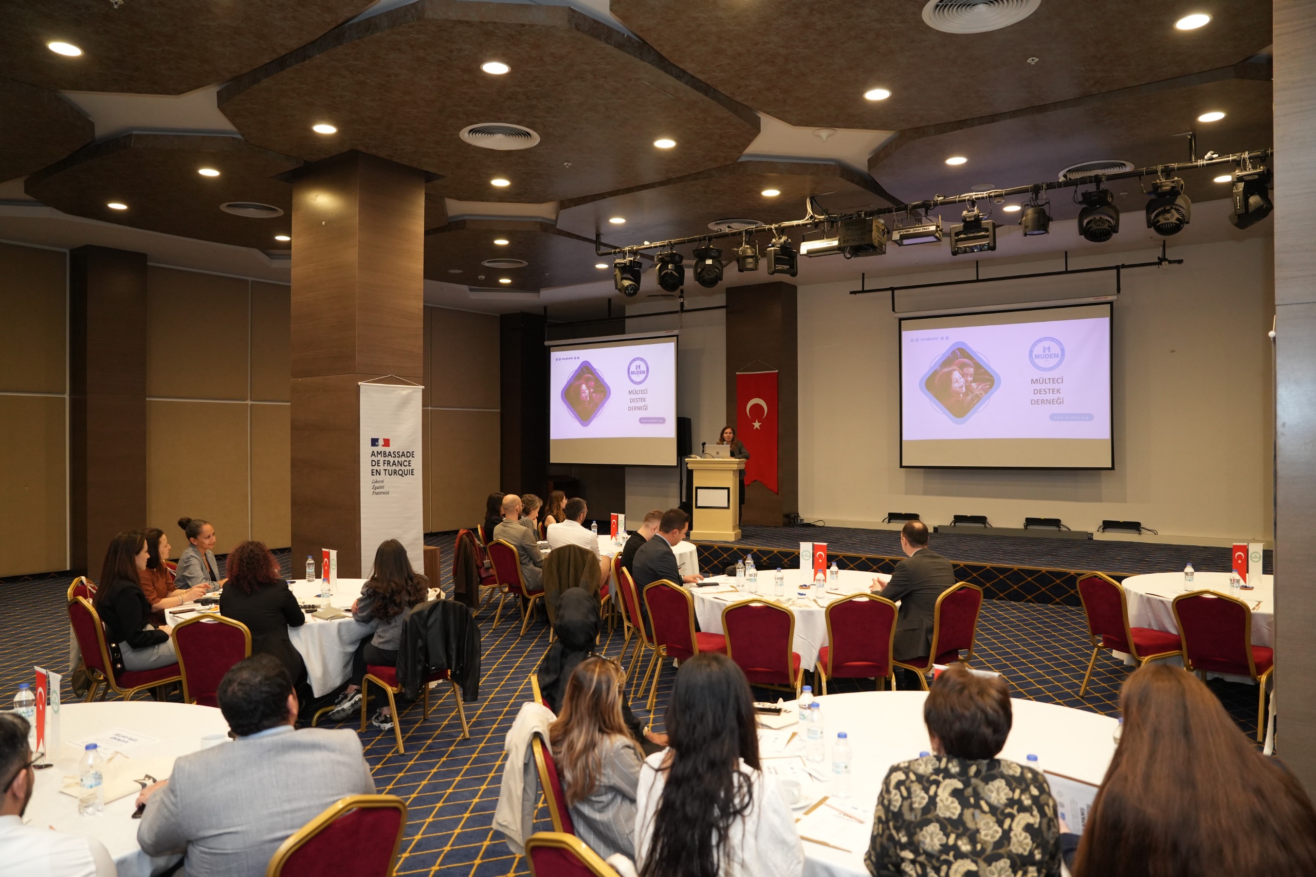 Eskişehir’de Kadın Hakları Projesi eğitimlerinin kapanış töreni yapıldı