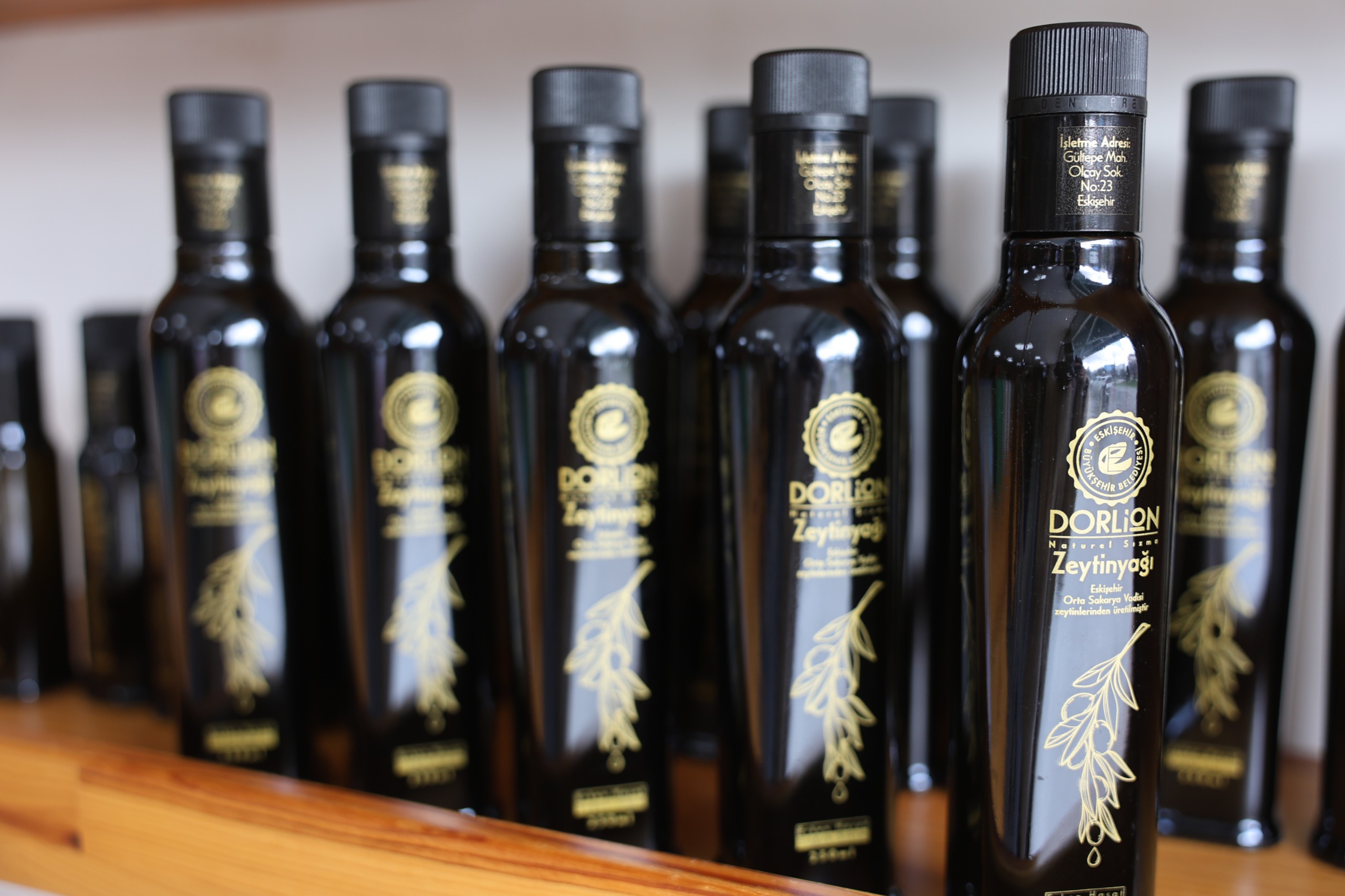 Eskişehir’de üretilen zeytinyağı vatandaşlardan ilgi görüyor