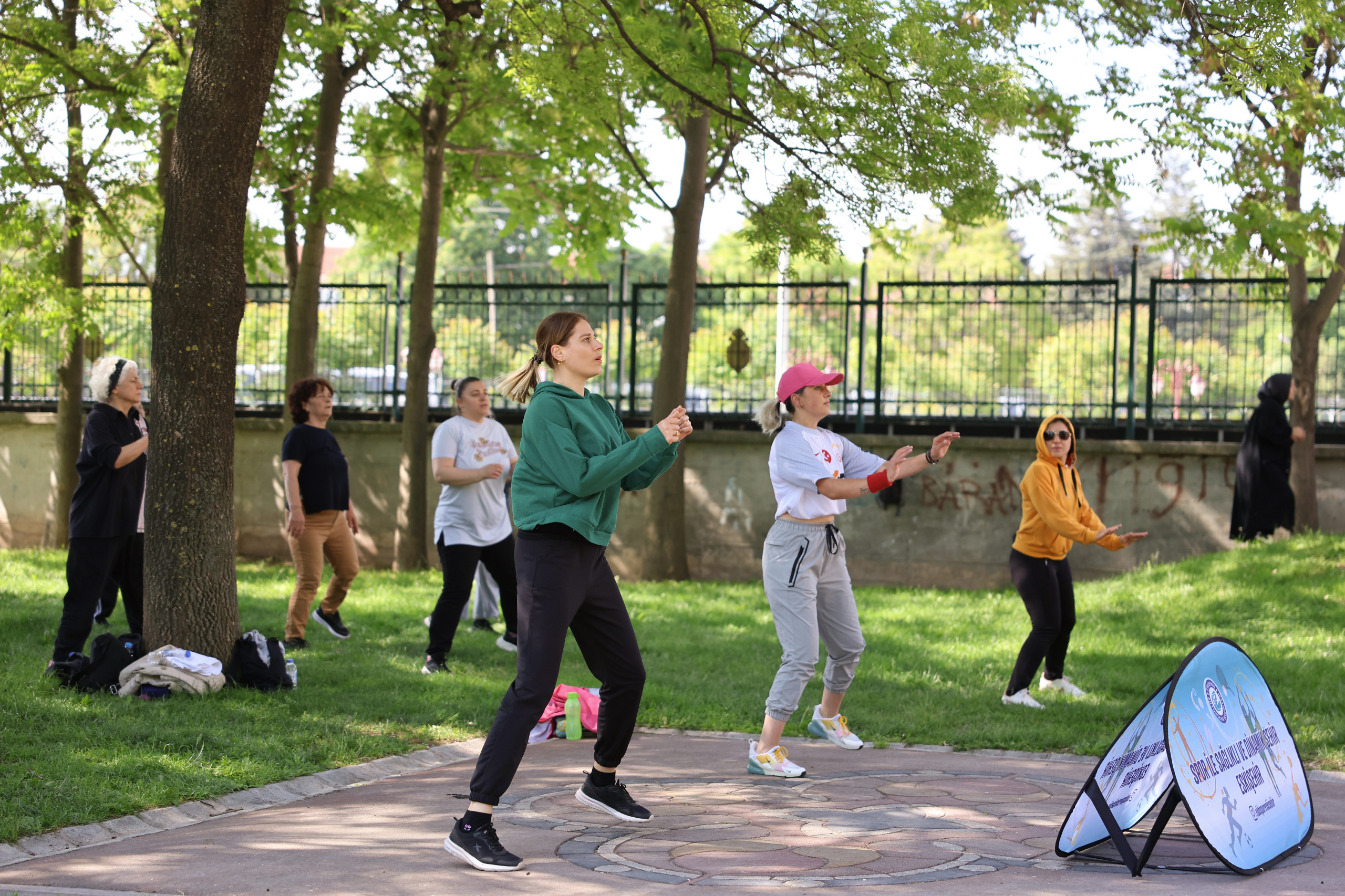 Eskişehir’deki parklarda spor etkinlikleri başladı