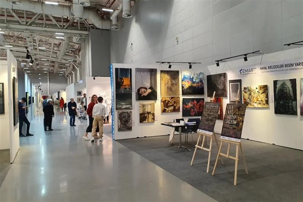 Hayal Melodileri 2024 ArtContact Sanat Fuarı’nda