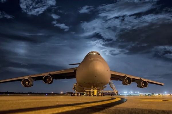 Kara Kuvvetleri Komutanlığına ait uçakla kalp grefti İstanbul’a ulaştırıldı