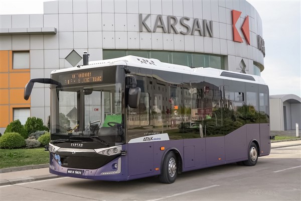 Karsan, uluslararası alanda üç ödül birden aldı