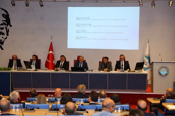 Kayseri Büyükşehir Belediye Meclisi yoplandı