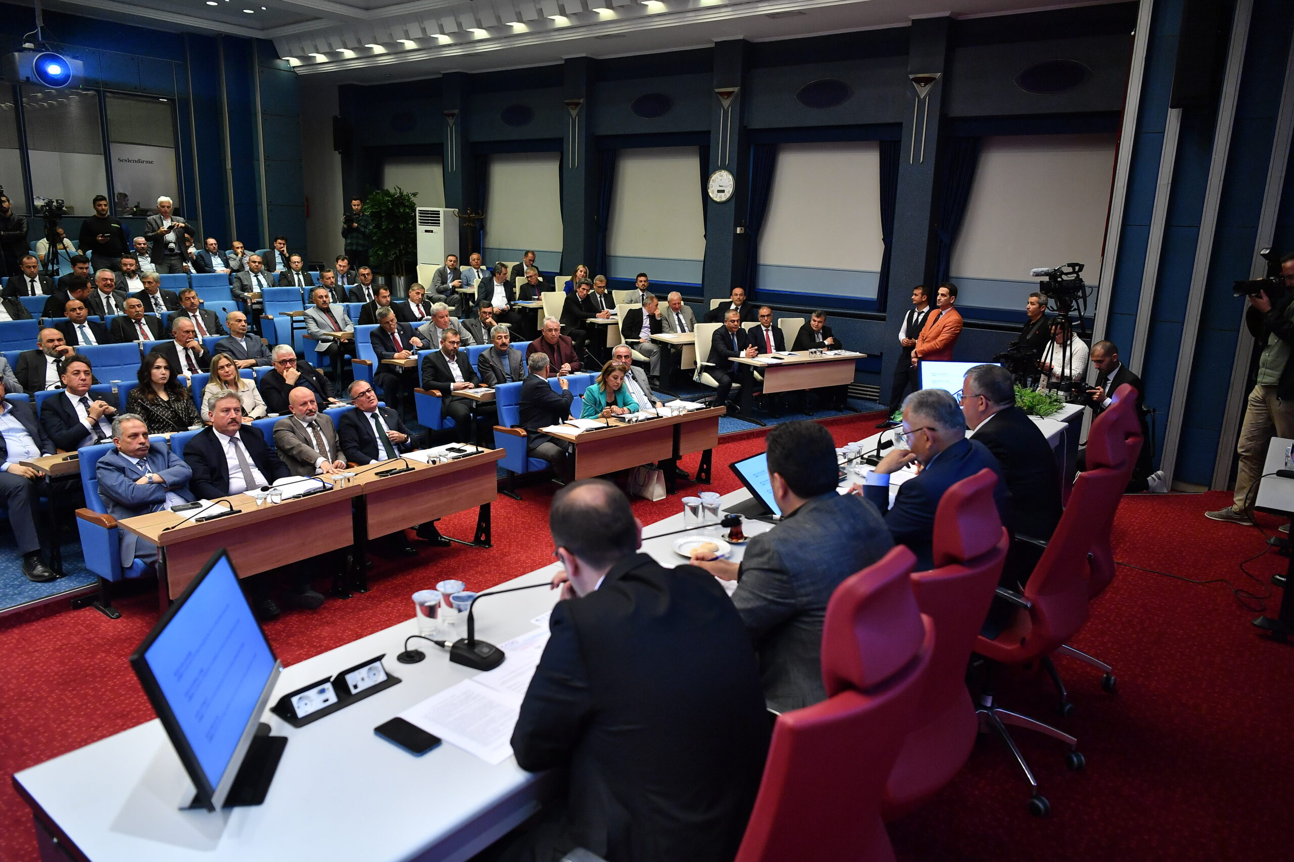 Kayseri Büyükşehir Meclisi’nden Erciyes Kayak Merkezi’ne 12 adet tenis kortu kararı