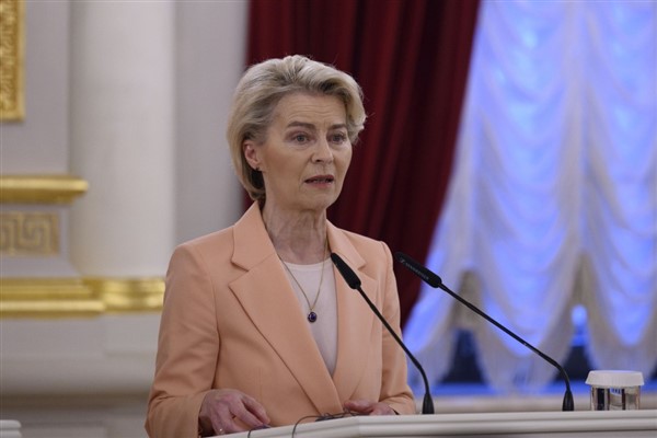 Leyen: Gürcistan hükümetini AB hedeflerine yeniden bağlı kalmaya çağırıyoruz