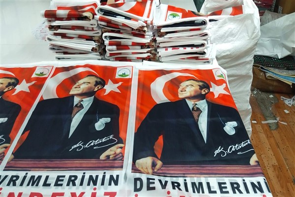 Osmangazi Belediyesi, vatandaşlara Türk bayrağı dağıtacak