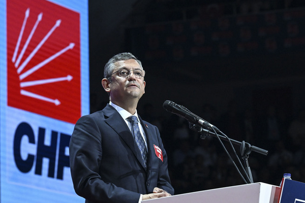 Özel: En büyük sorumluluk gençlerin sırtındadır