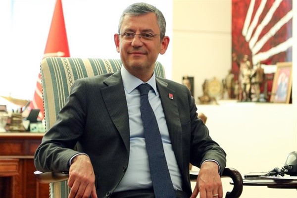 Özel, İsveç Büyükelçisi Mard ile görüştü