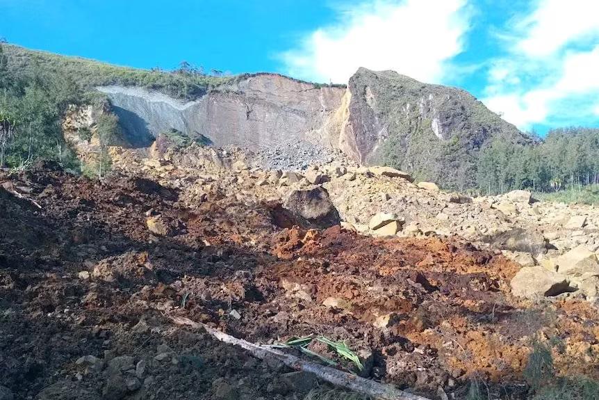 Papua Yeni Gine’de büyük heyelan, en az 100 kişi yaşamını yitirdi