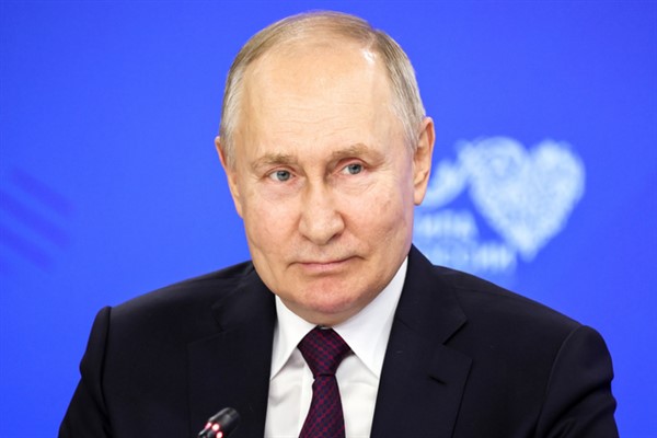 Putin, Belgorod’daki konut binası etrafındaki gelişmeler hakkında bilgi aldı