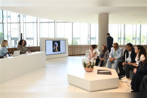 Türk Telekom, Engelliler Haftası’nda ‎AKM’de tablolara ses verdi