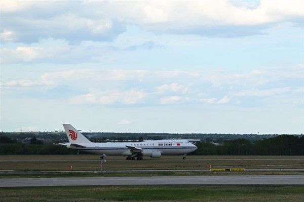 Xi Jinping Avrupa ziyaretini tamamlayarak Beijing’e döndü