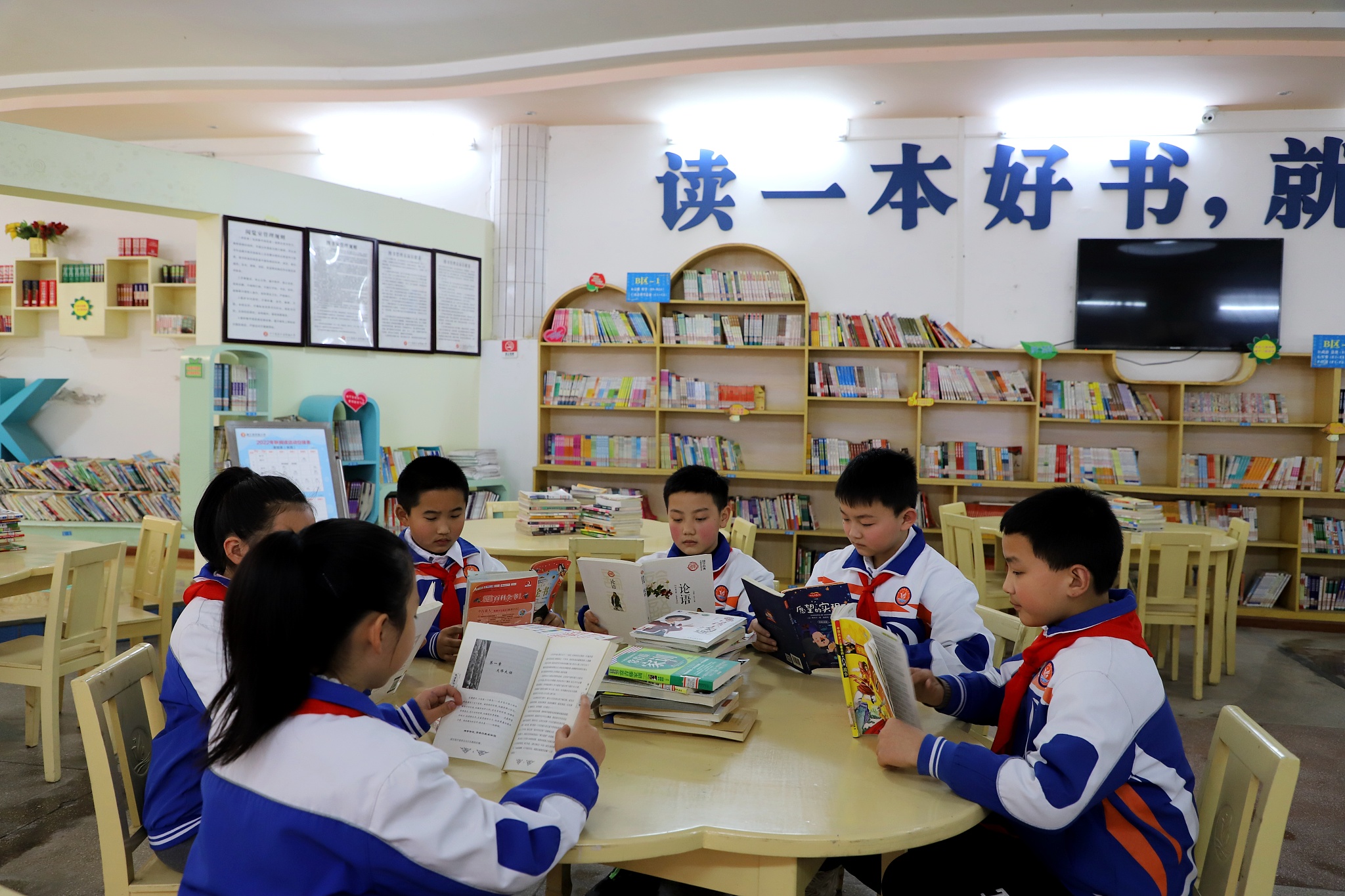 Xi’den çocukların kapsamlı gelişimine vurgusu