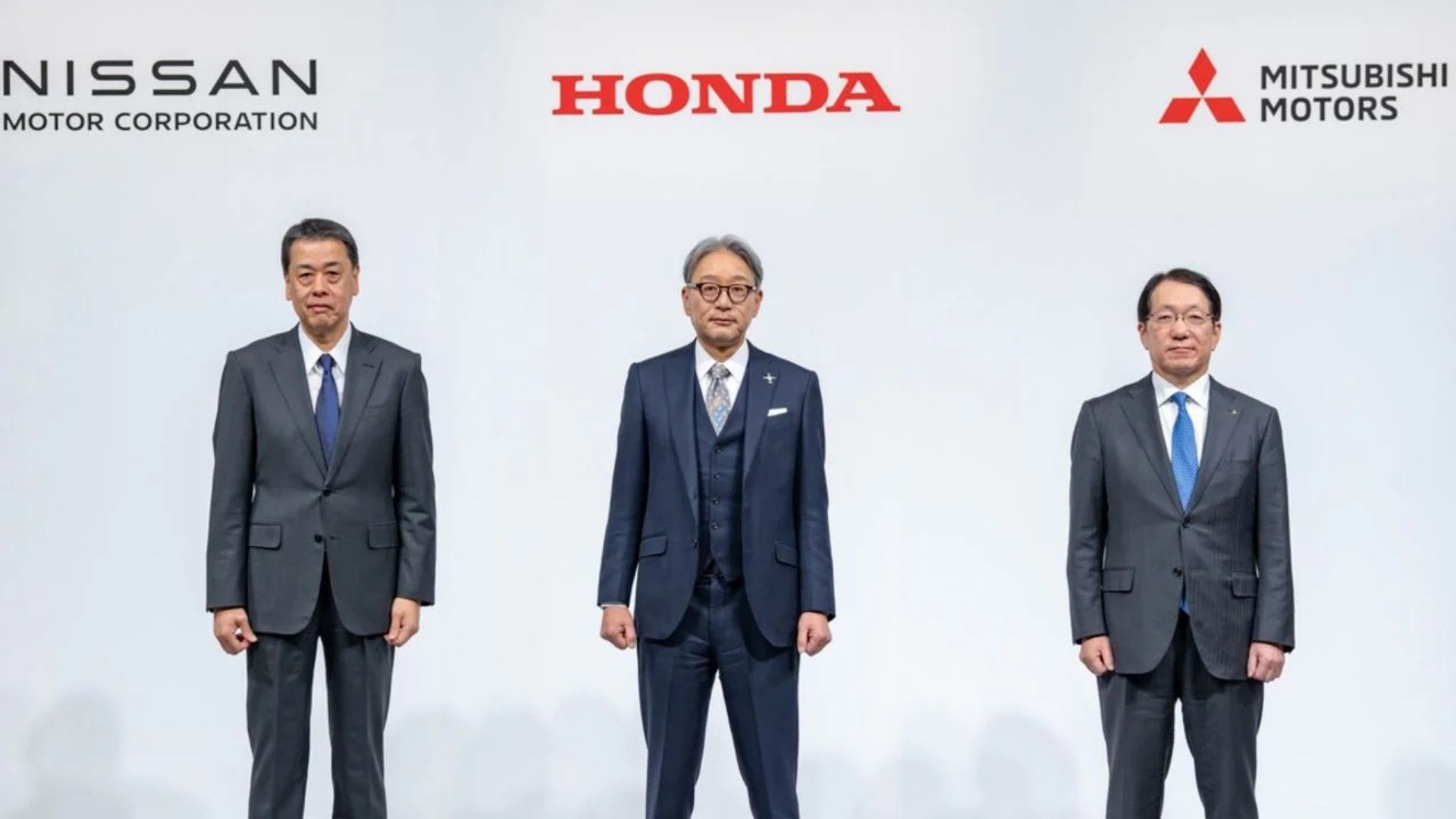 3 Japon Devi Birleşiyor