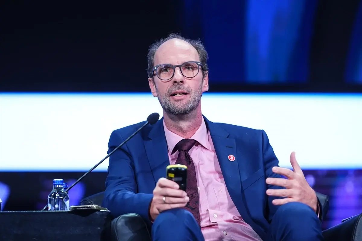 Yapay Zeka ile Dezenformasyonla Mücadele Zirvesi