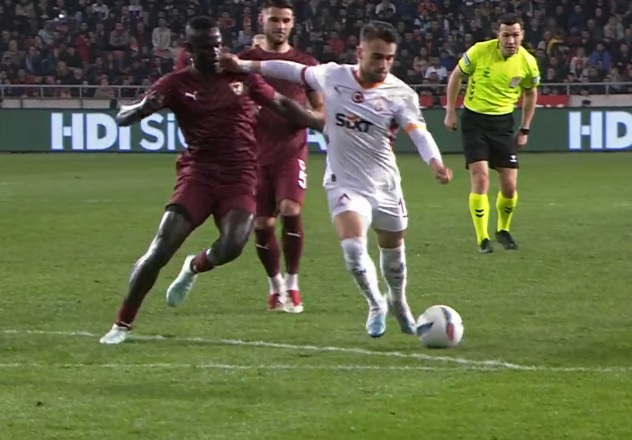 Hatayspor 1 Galatasaray 0 İlk Yarı Sonucu 17 Ocak 2025