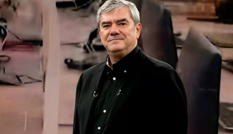 Ünlü Gazeteci Yazar” Yılmaz Özdil” Kalp Krizi Geçirdi’
