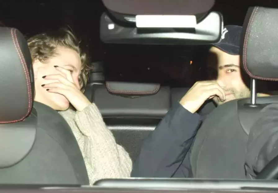 Serenay Sarıkaya ve Mert Demir Aşkı Kaldığı Yerden Devam!