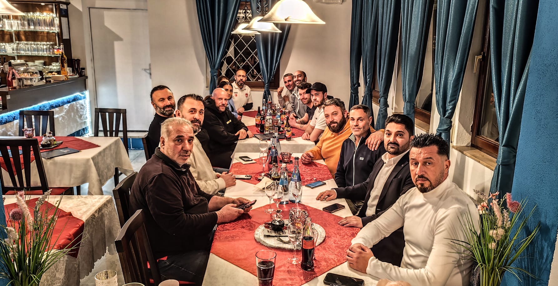 Avrupa Türk Futbol Federasyonu ve ATFF Academy Başkanı Sedat Aydemir Antrenör ve skout ekibi ile bir toplantı gerçekleştirdi.