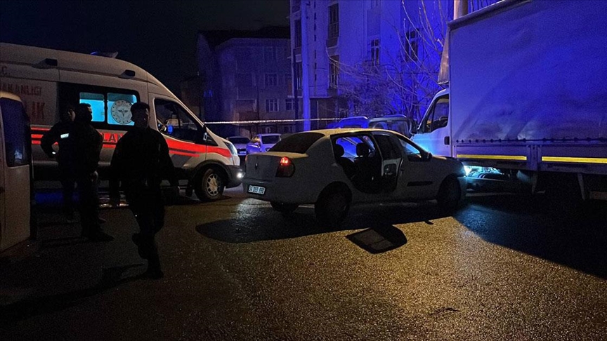 Kocaeli’de komşuların “park yeri” kavgasında 1 kişi öldü, 1 kişi yaralandı. Şeytanın icadı olarak nitelendirilen buluş yine bir can daha aldı.