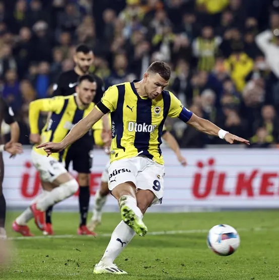Fenerbahçe Son Dakikada 3 Puanı Aldı