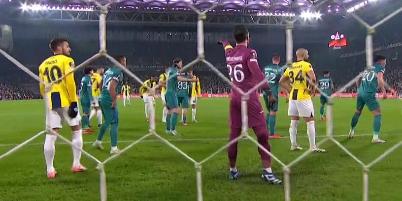 Fenerbahçe Tur Kapısını Araladı