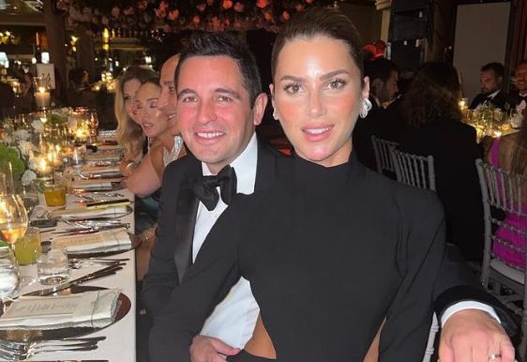 NAZLI SABANCI SOYADINI MI SİLDİ?