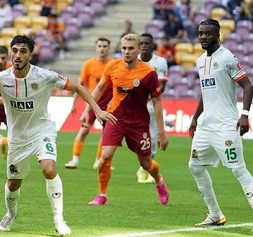 Alanyaspor Galatasaray Şamil Ekinci Sezonu 27. Hafta