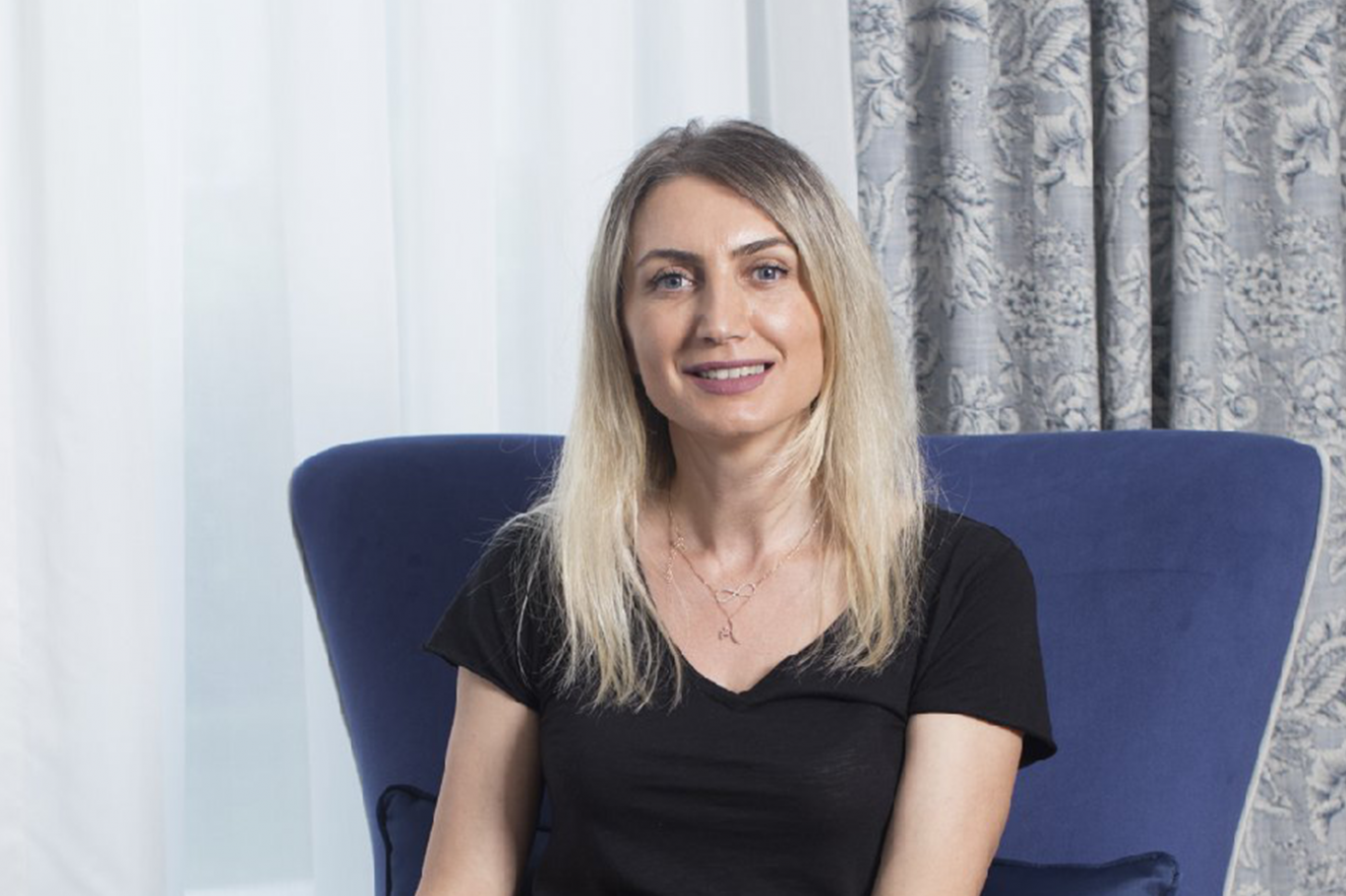 DİLEK İMAMOĞLU KİMDİR?