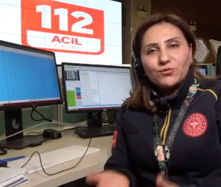 Paramediğin Telefonla Verdiği Talimat Bir Aylık Bebeği Hayata Döndürdü!