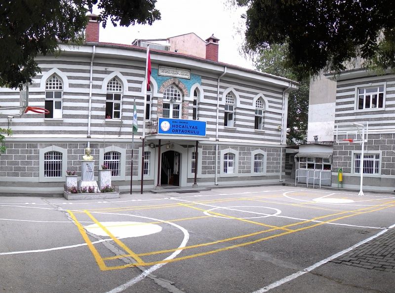 TÜRKİYE’NİN EN ESKİ OKULU : HOCA İLYAS ORTAOKULU