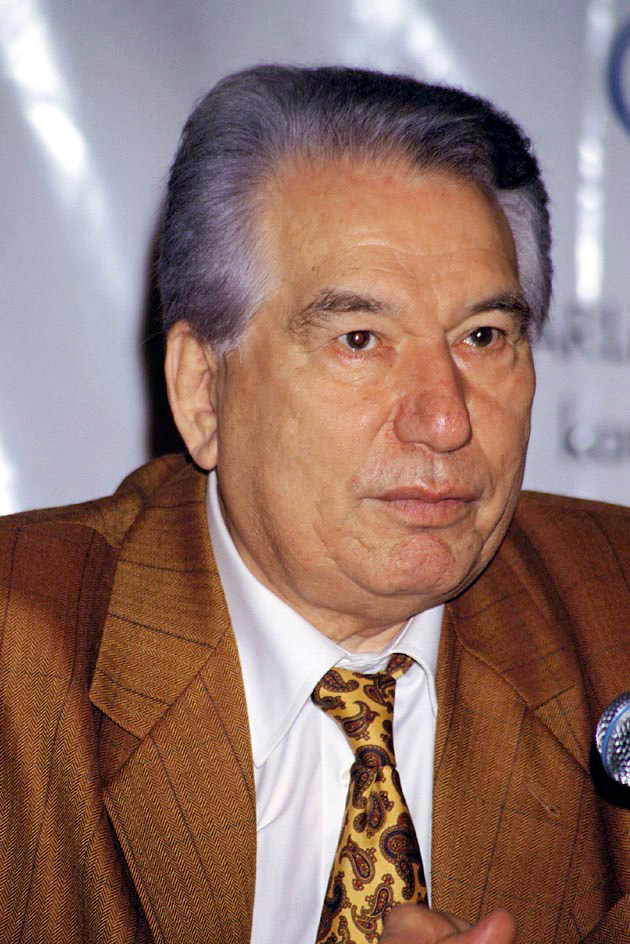 ÜNLÜ KIRGIZ TÜRK’Ü : CENGİZ AYTMATOV