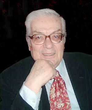 ERMENİ SORUNUNU ÇÖZMEYE HAYATINI ADAMIŞ PROFESÖR : TÜRKKAYA ATAÖV