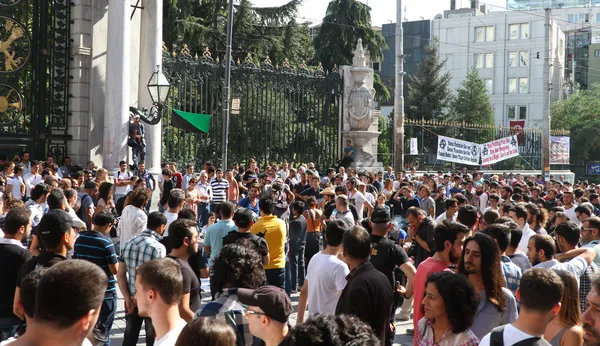İzmir Büyükşehir’de Grev! 29 Mayıs’ta Neler Olacak?