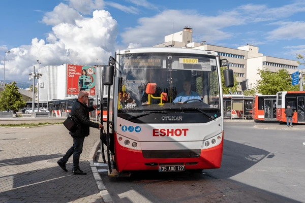 Grevde Hangi Alanlar Etkilenecek? İzmir’de 23 Bin İşçi İş Bırakıyor