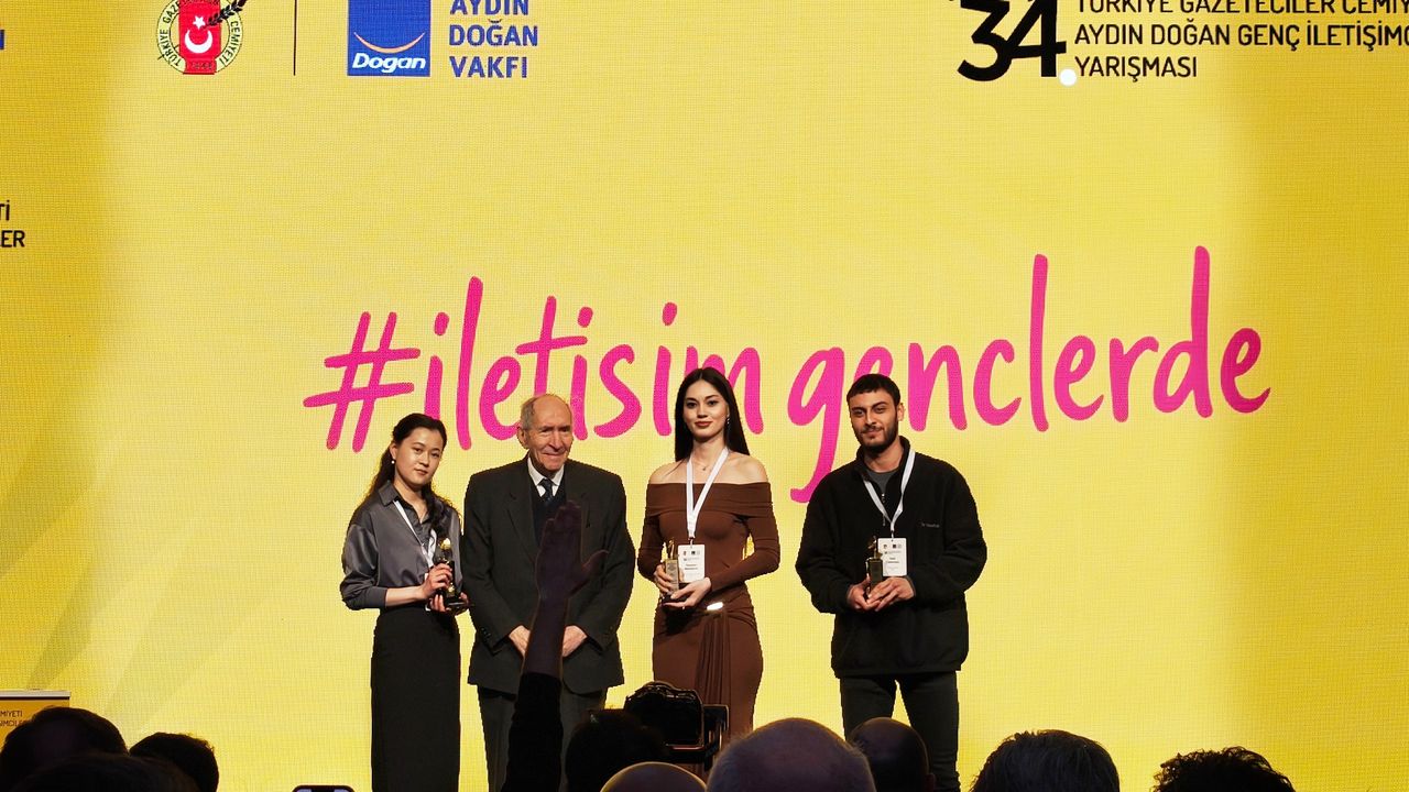 Türk Dünyası’nın Çoban Yıldızı Manas Üniversitesi’ne iletişim ödülleri