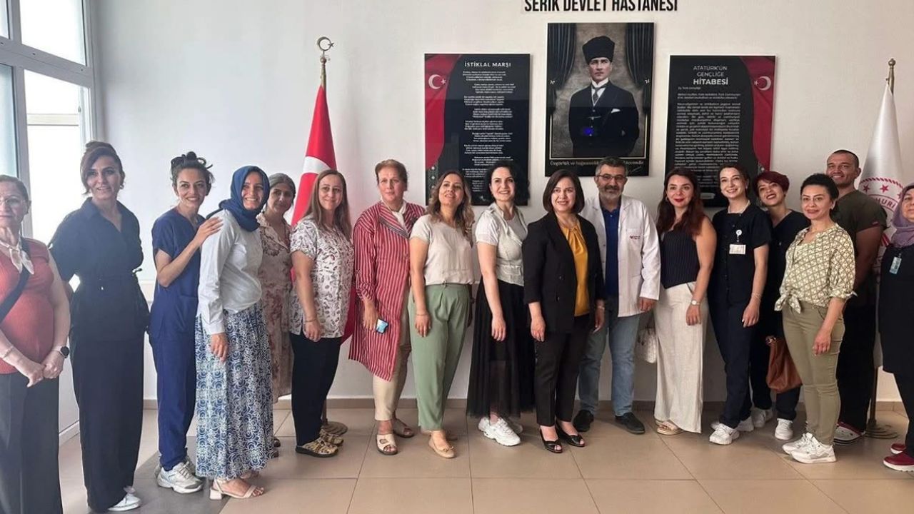 Serik Devlet Hastanesine ‘anne dostu’ ünvanı